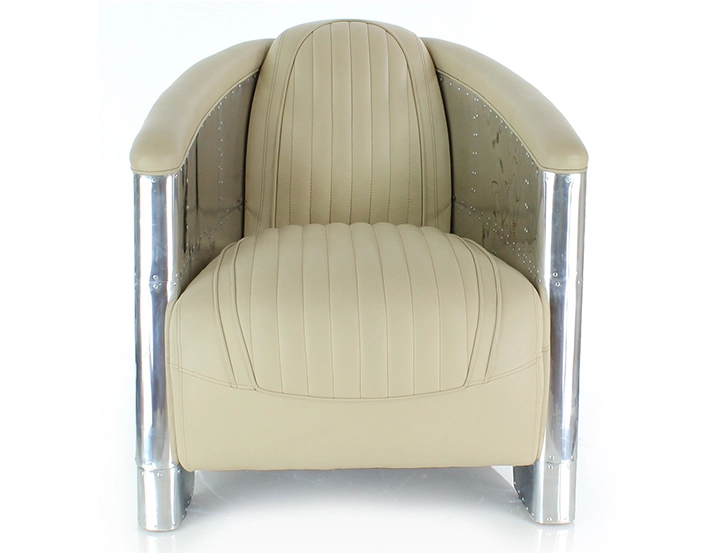 Fauteuil aviateur aluminium riveté et cuir beige Fauteuil aviateur aluminium riveté et cuir beige
