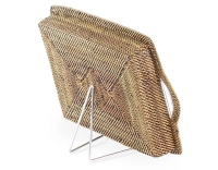 Rectangular pyrex dish with rattan flower stand Rectangular pyrex dish with rattan flower stand