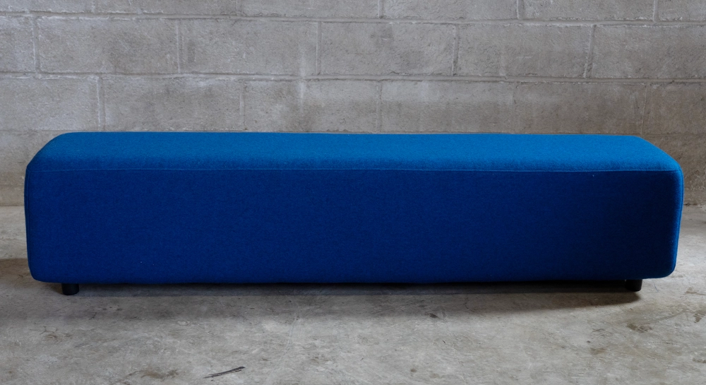 Antique 3 seater sofa en laine bouillie bleu