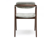 Chaise scandinave bois teinte marron foncé assise tissu velours gris bleu Chaise scandinave bois teinte marron foncé assise tissu velours gris bleu