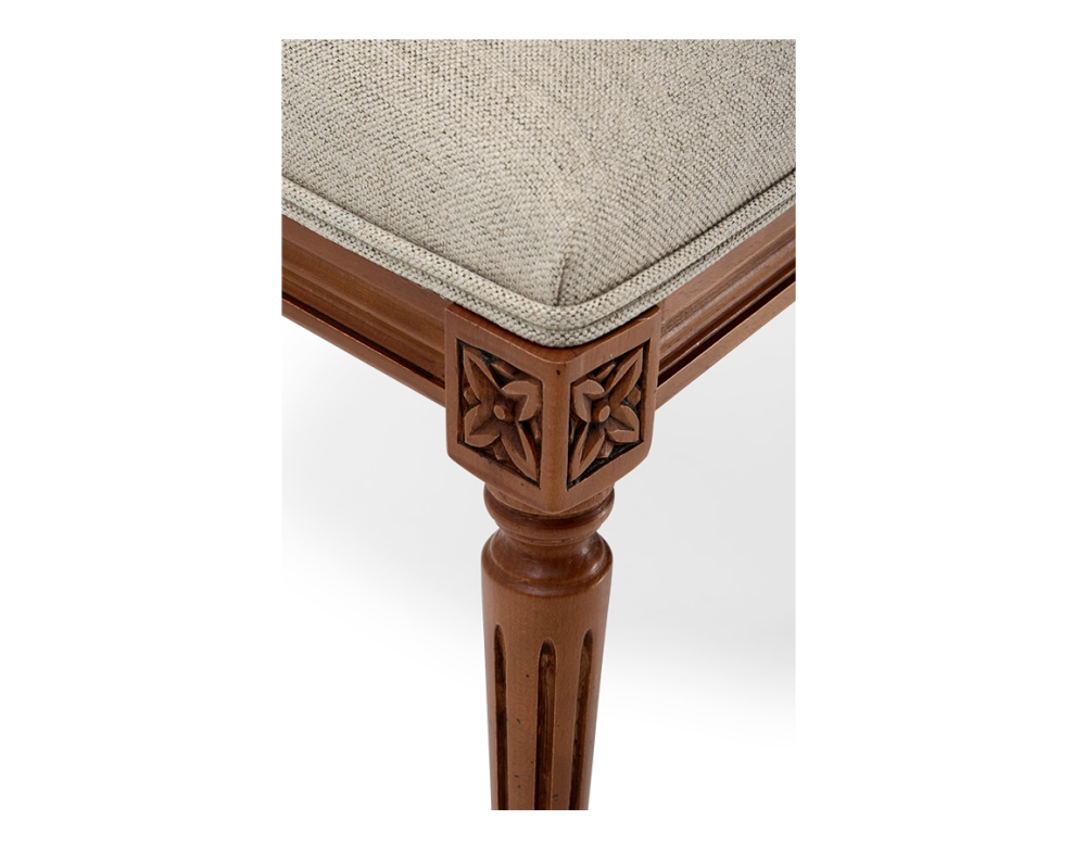 Chaise ancienne style Louis XVI dossier canné assise tissu beige naturel Chaise ancienne style Louis XVI dossier canné assise tissu beige naturel