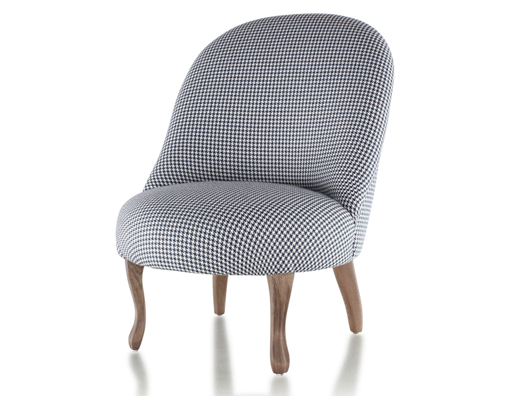 Fauteuil crapaud sans accoudoirs pieds bois teinte noyer et tissu pied-de-poule bleu et blanc Fauteuil crapaud sans accoudoirs pieds bois teinte noyer et tissu pied-de-poule bleu et blanc