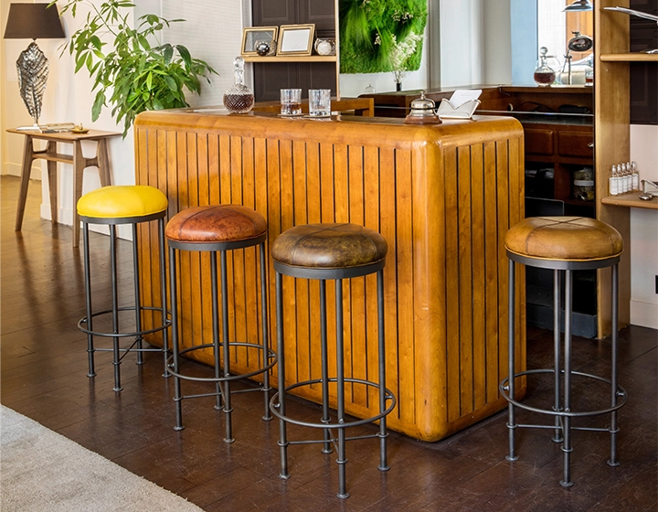 Vintage leather bar stool yellow Vintage leather bar stool yellow