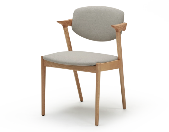 Chaise design teinte naturelle et tissu beige naturel bois teinte naturelle assise tissu beige naturel