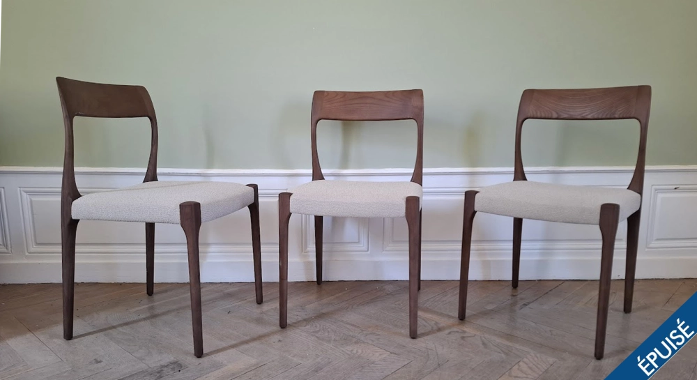 Lot de 6 chaises bois teinte marron foncée assise tissu chiné beige Lot de 6 chaises bois teinte marron foncée assise tissu chiné beige