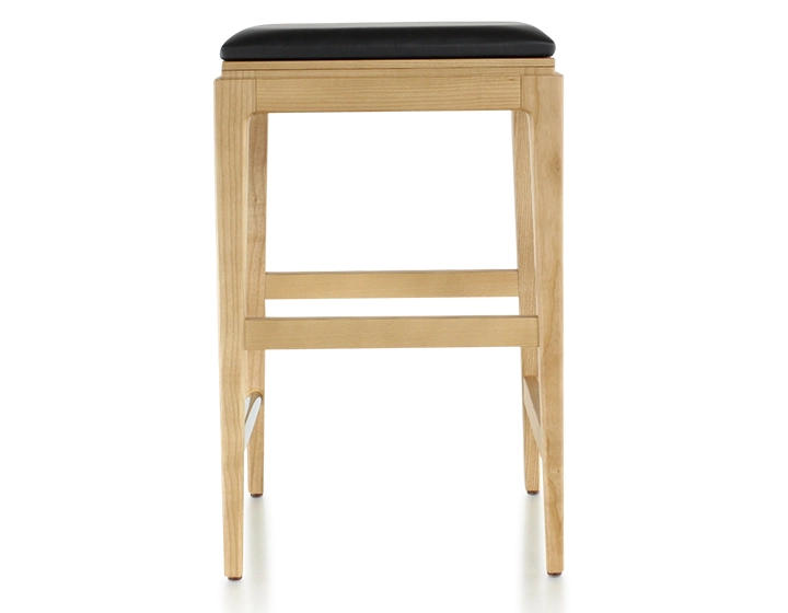 Tabouret de bar design H60 cm bois teinte naturelle assise cuir ébène Tabouret de bar design H60 cm bois teinte naturelle assise cuir ébène