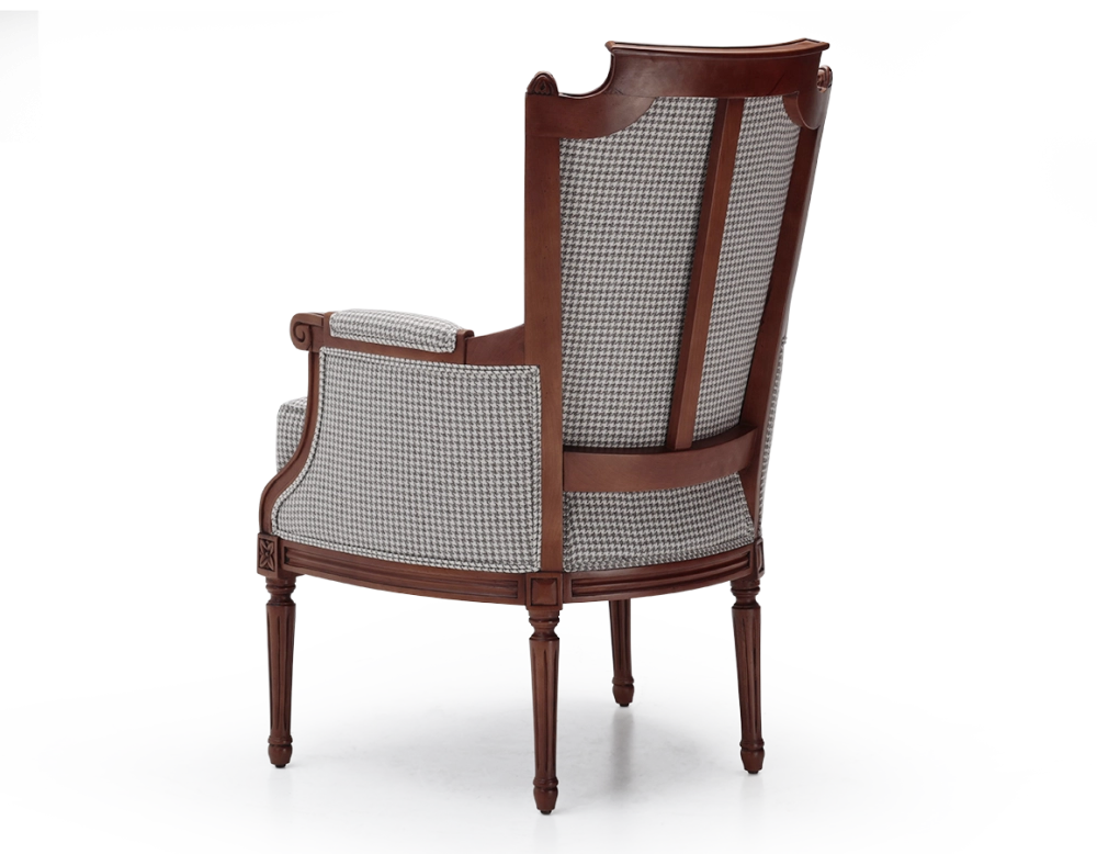 Fauteuil bergère style Louis XVI bois teinte ancienne et tissu pied de poule blanc et taupe Fauteuil bergère style Louis XVI bois teinte ancienne et tissu pied de poule blanc et taupe