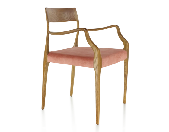 Chaise scandinave avec accoudoirs bois teinte merisier assise tissu velours rose pâle