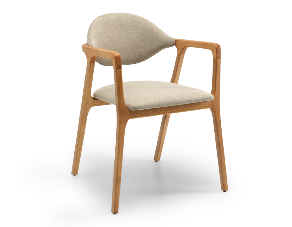 Chaise design avec accoudoirs bois teinte naturelle et tissu camel Chaise design avec accoudoirs bois teinte naturelle et tissu camel