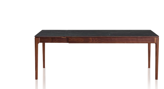 Table extensible en noyer et céramique allonges céramique avec bois teinte naturelle et plateau et allonges céramique effet ardoise 140x90 cm