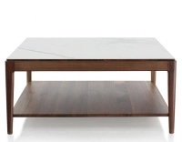 Table basse carrée en noyer et céramique avec tablette en bois teinte naturelle plateau céramique effet marbre blanc 100x100 cm Table basse carrée en noyer et céramique avec tablette en bois teinte naturelle plateau céramique effet marbre blanc 100x100 cm