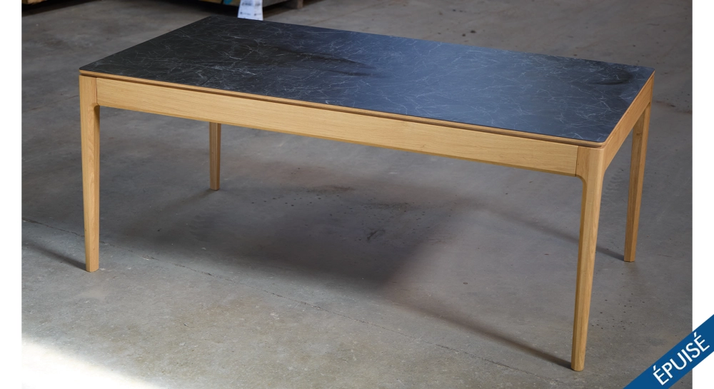 Table salle à manger 6 à 8 personnes en chêne et céramique avec bois teinte naturelle et plateau céramique effet ardoise 180x100 cm Table salle à manger 6 à 8 personnes en chêne et céramique avec bois teinte naturelle et plateau céramique effet ardoise 180x100 cm