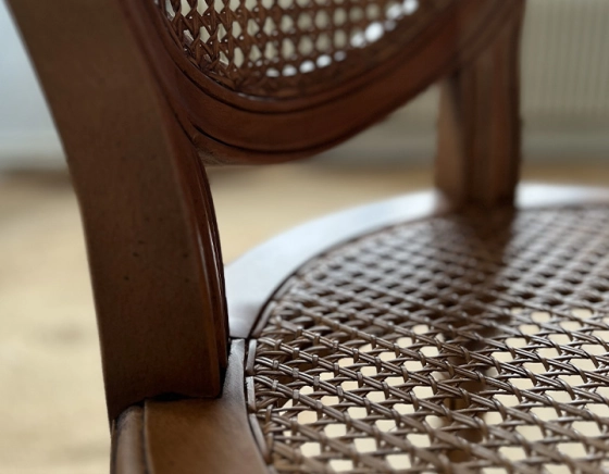 Chaise ancienne style Louis XVI bois teinte ancienne assise et dossier cannés