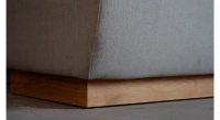 Banco socle de roble natural asiento tejido beige natural