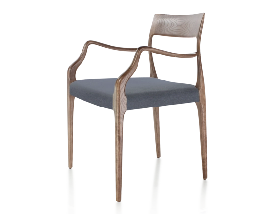 Chaise scandinave avec accoudoirs bois teinte marron foncé assise tissu gris