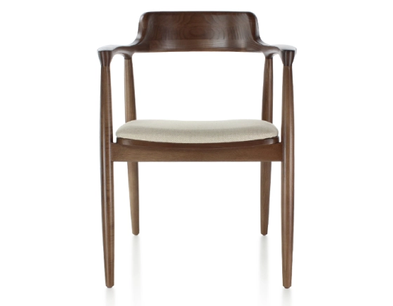 Chaise scandinave bois teinte marron foncé assise tissu chevron beige