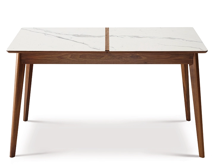 Table salle à manger en noyer et céramique 8 personnes avec bois teinte naturelle et plateau céramique effet marbre blanc 180x100 cm Table salle à manger en noyer et céramique 8 personnes avec bois teinte naturelle et plateau céramique effet marbre blanc 180x100 cm