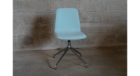 Office chair with 5 branches assise tissu bleu ciel