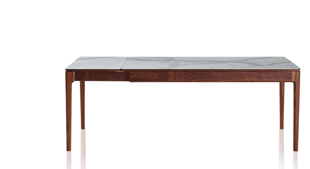 Table extensible 8 à 12 personnes en noyer et céramique allonges céramique avec bois teinte naturelle et plateau et allonges céramique effet marbre blanc 180x100 cm