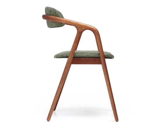 Chaise scandinave bois teinte merisier assise tissu beige chiné vert