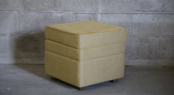 Terracotta velvet fabric pouf