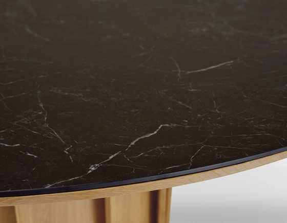 Round coffee table in oak and ceramic with natural stained wood, slate effect ceramic top 80 cm