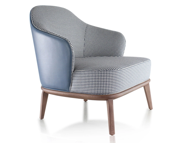 Fauteuil design cuir bleu orage et tissu pied-de-poule bleu et blanc Fauteuil design cuir bleu orage et tissu pied-de-poule bleu et blanc