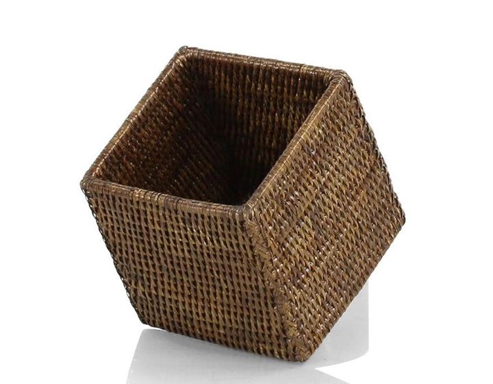 Boîte a mouchoirs carré en rotin brun Boîte a mouchoirs carré en rotin brun