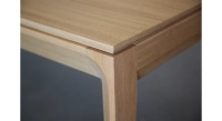 Table extensible 6 à 10 personnes en chêne allonges bois bois teinte naturelle 140x90 cm Table extensible 6 à 10 personnes en chêne allonges bois bois teinte naturelle 140x90 cm