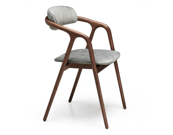 Chaise scandinave bois teinte noyer assise tissu velours gris bleu