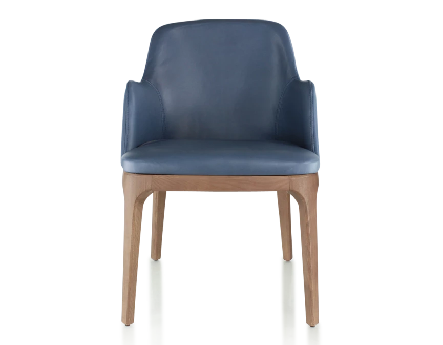 Chaise design avec accoudoirs bois teinte noyer et cuir bleu orage