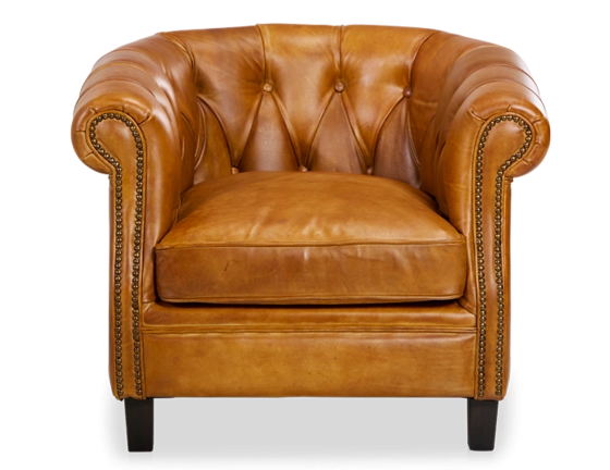 Fauteuil chesterfield cuir cognac accoudoirs cloutés