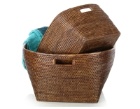 Panier de rangement en rotin brun avec anses moyen modèle Panier de rangement en rotin brun avec anses moyen modèle