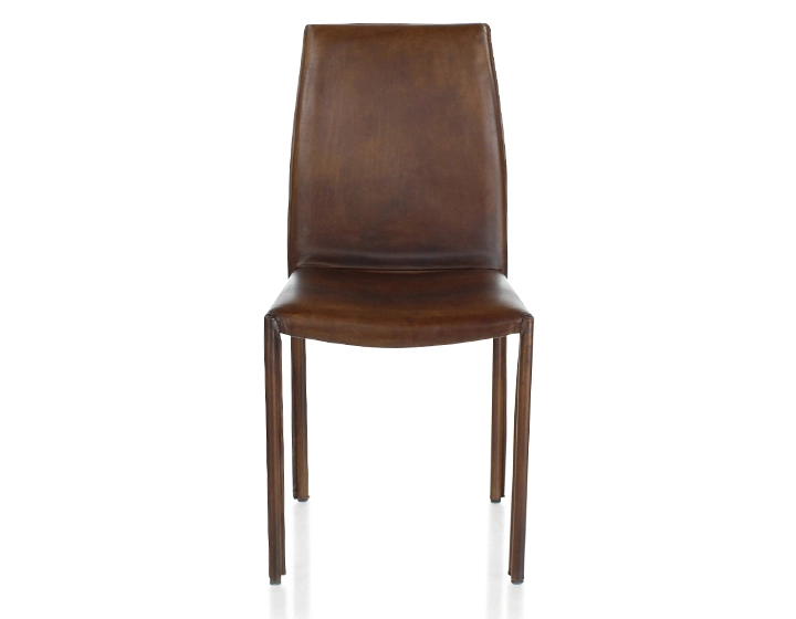 Chaise vintage cuir marron soutenu Chaise vintage cuir marron soutenu