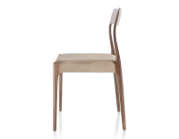 Chaise scandivave bois teinte marron foncé assise tissu velours taupe clair