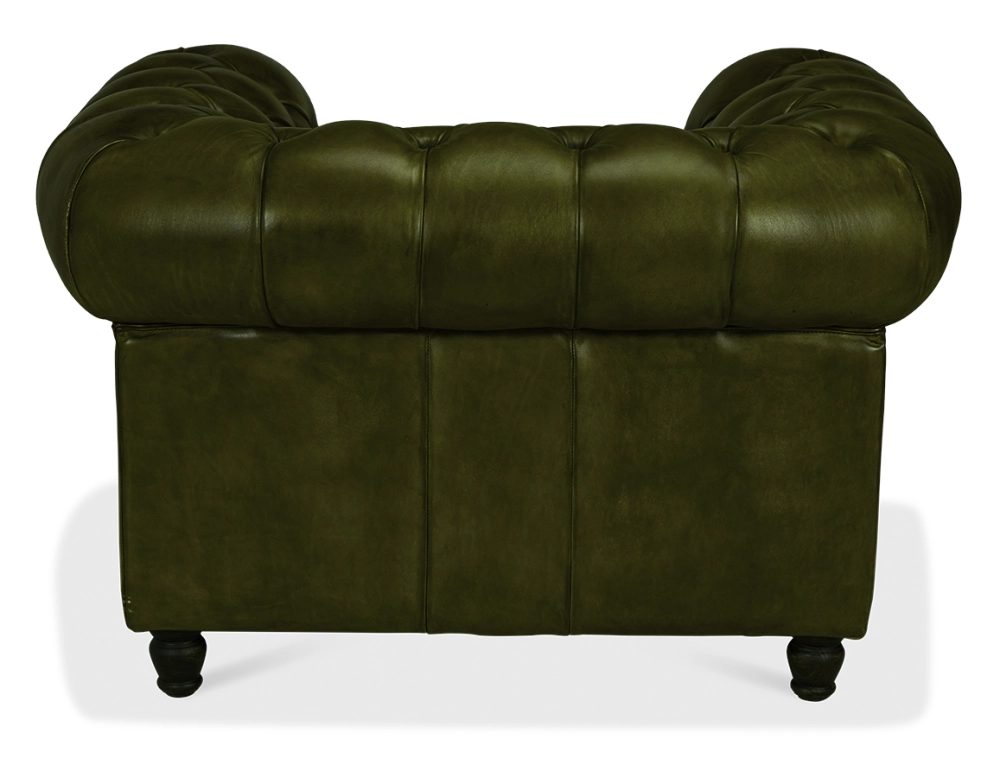 Fauteuil chesterfield cuir vert olive accoudoirs cloutés Fauteuil chesterfield cuir vert olive accoudoirs cloutés