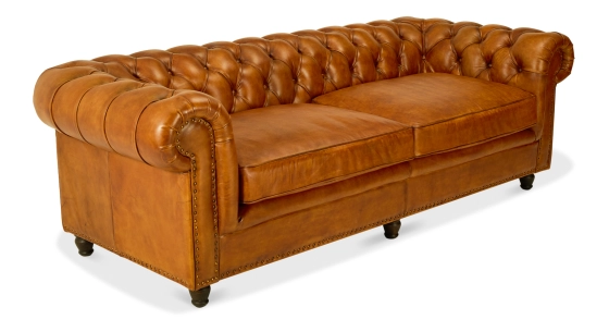 Canapé Chesterfield cuir 3 places cognac accoudoirs cloutés