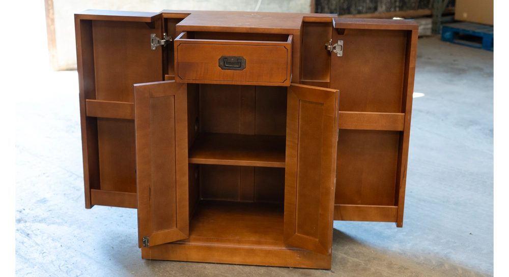 Meuble de bar style marine bois teinte merisier Meuble de bar style marine bois teinte merisier