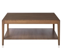 Table basse carrée en chêne avec tablette teinte noyer 100x100 cm Table basse carrée en chêne avec tablette teinte noyer 100x100 cm