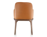Chaise design avec accoudoirs bois teinte marron foncé et cuir caramel Chaise design avec accoudoirs bois teinte marron foncé et cuir caramel