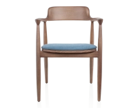Chaise scandinave bois teinte noyer et tissu bleu jean Chaise scandinave bois teinte noyer et tissu bleu jean