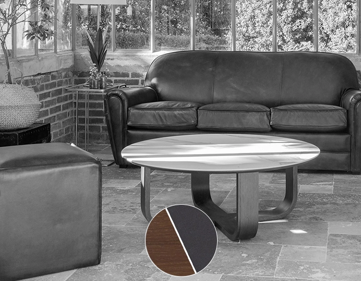 Round coffee table in oak and ceramic with dark brown stained wood, plain black ceramic top 120 cm Round coffee table in oak and ceramic with dark brown stained wood, plain black ceramic top 120 cm