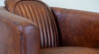 Fauteuil club cuir marron vintage Fauteuil club cuir marron vintage