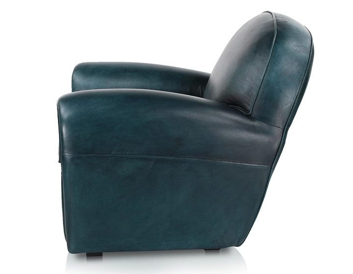 Fauteuil club cuir bleu accoudoirs cloutés Fauteuil club cuir bleu accoudoirs cloutés