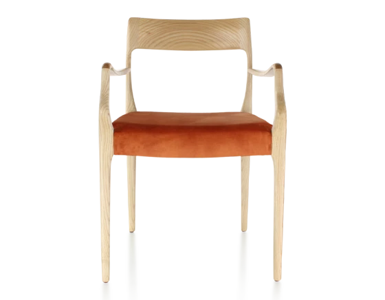 Chaise scandivave avec accoudoirs bois teinte naturelle assise tissu velours terracotta