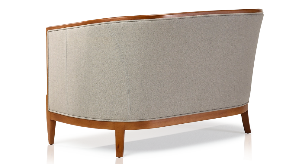 Canapé ancien 2 places accoudoirs moulurés bois teinte ancienne et tissu gris clair