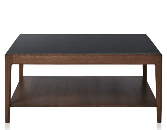 Table basse carrée en chêne et céramique avec tablette en bois teinte marron foncé plateau céramique noir unie 100x100 cm