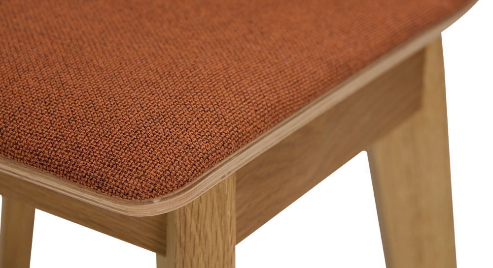Tabouret design chêne teinte naturelle assise tissu rouge bordeaux Tabouret design chêne teinte naturelle assise tissu rouge bordeaux
