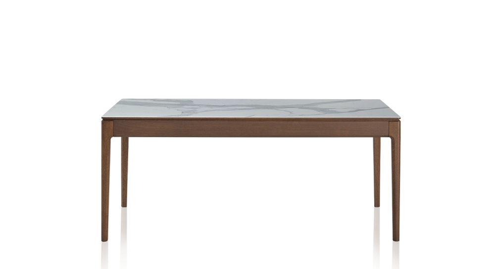 Table extensible 8 à 14 personnes en chêne et céramique allonges céramique avec bois teinte marron foncé et plateau et allonges céramique effet marbre blanc 210x100 cm