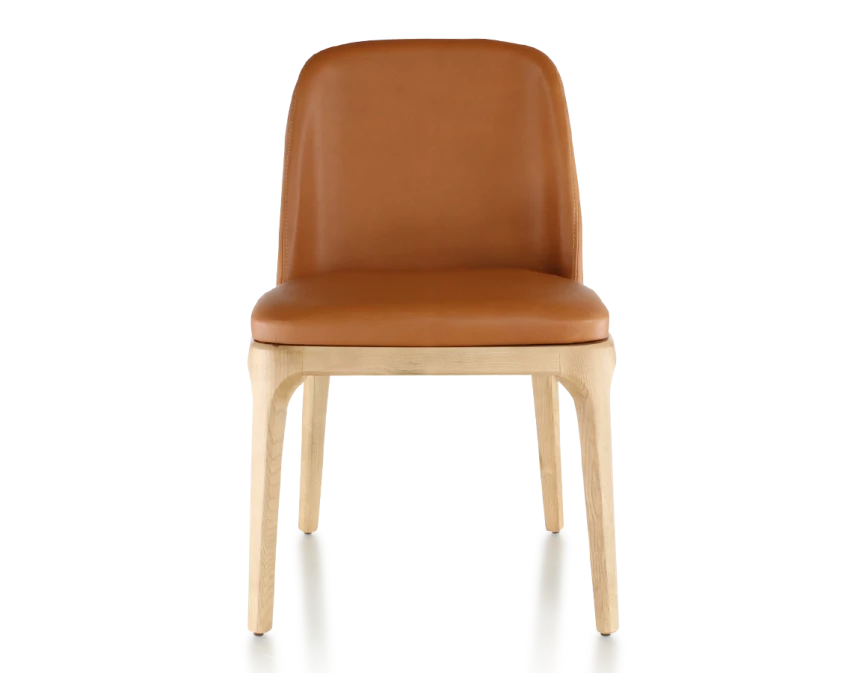 Chaise design bois teinte naturelle et cuir caramel